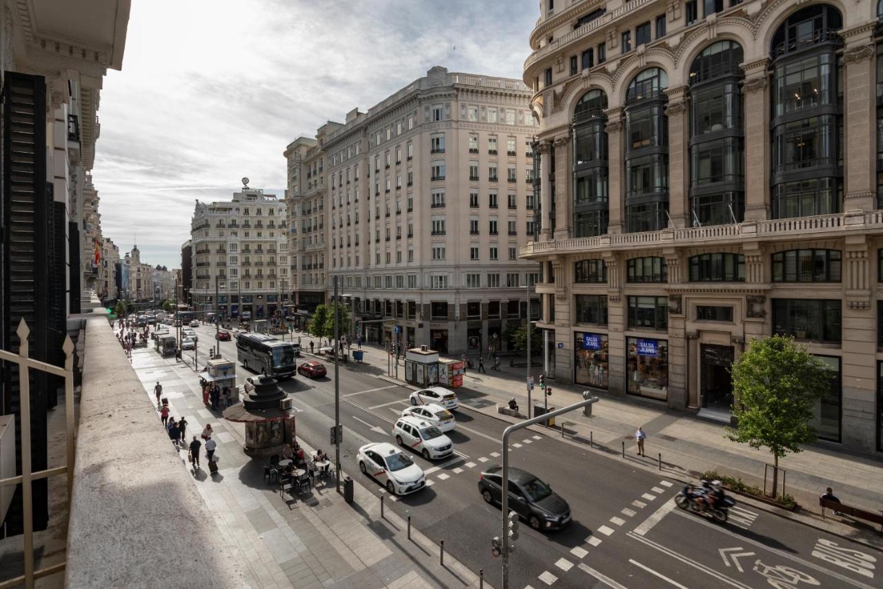 Petit Palace Triball Madrid Exterior photo