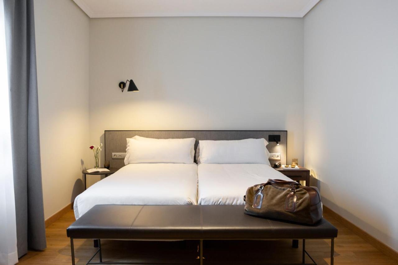 Petit Palace Triball Madrid Exterior photo