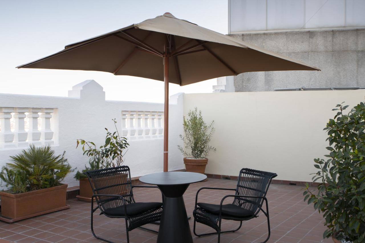 Petit Palace Triball Madrid Exterior photo