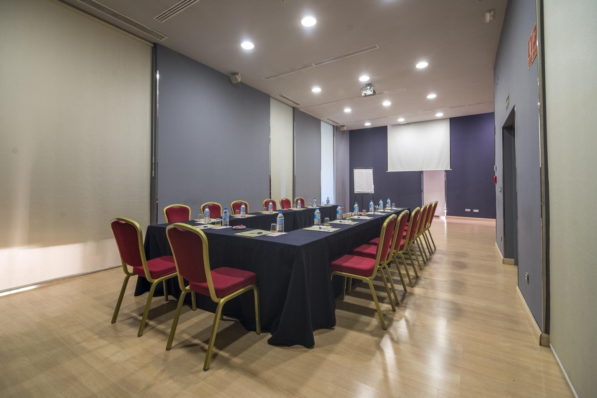 Petit Palace Triball Madrid Exterior photo